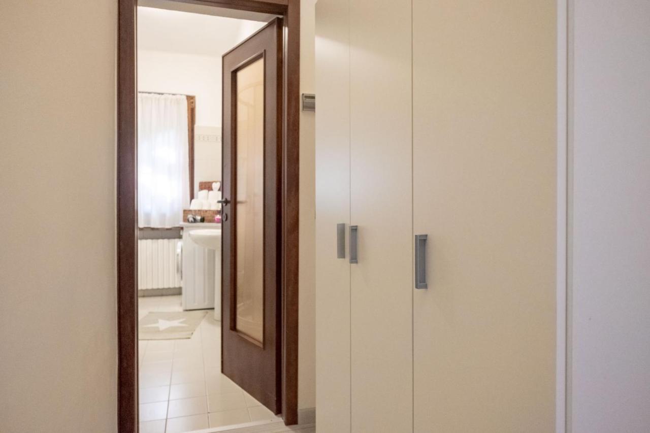 Casa Dolce Casa Desenzano - 2 Passi Dal Lago Apartman Desenzano del Garda Kültér fotó
