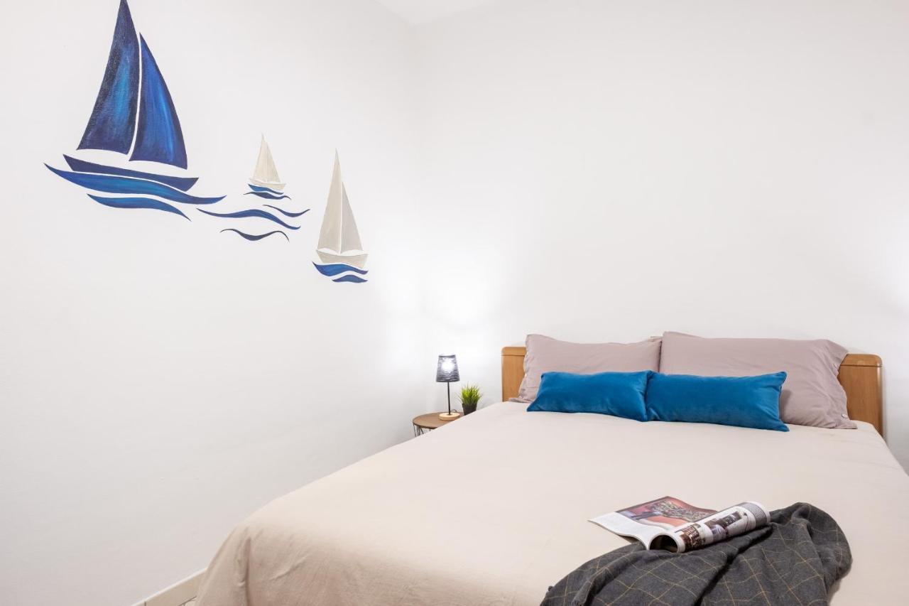 Casa Dolce Casa Desenzano - 2 Passi Dal Lago Apartman Desenzano del Garda Kültér fotó