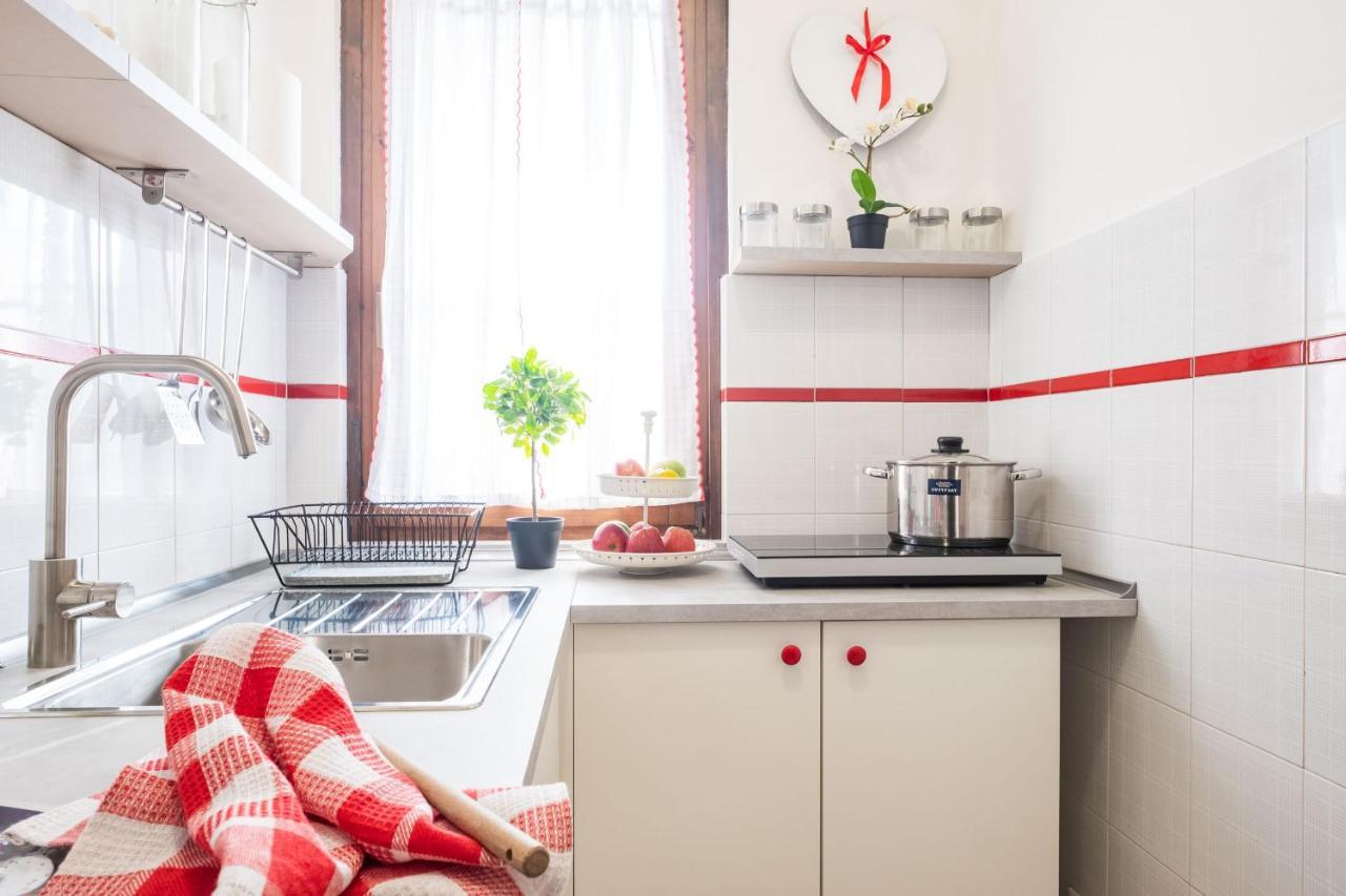 Casa Dolce Casa Desenzano - 2 Passi Dal Lago Apartman Desenzano del Garda Kültér fotó