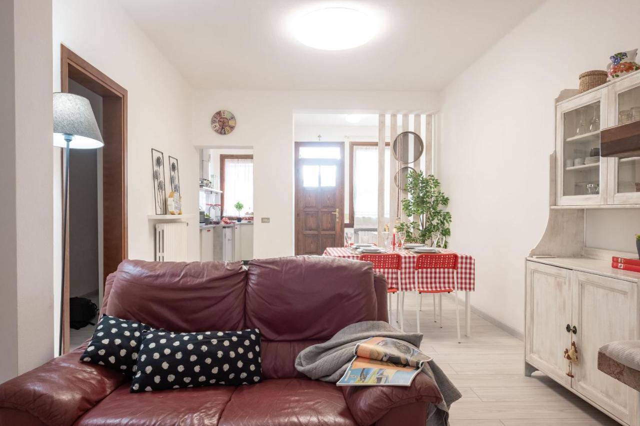 Casa Dolce Casa Desenzano - 2 Passi Dal Lago Apartman Desenzano del Garda Kültér fotó
