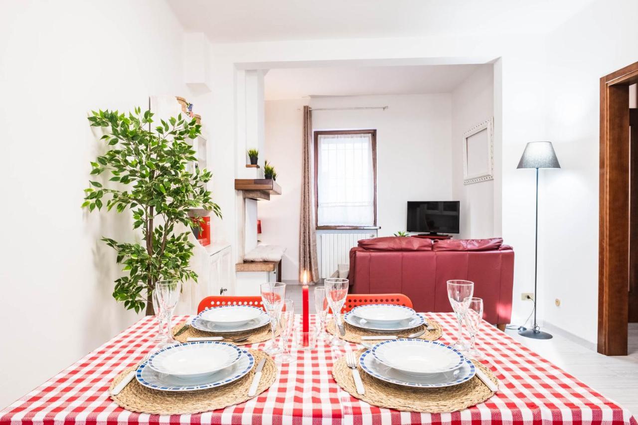 Casa Dolce Casa Desenzano - 2 Passi Dal Lago Apartman Desenzano del Garda Kültér fotó