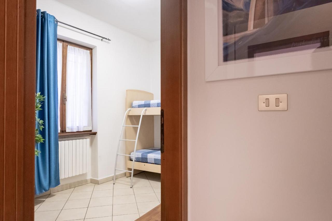 Casa Dolce Casa Desenzano - 2 Passi Dal Lago Apartman Desenzano del Garda Kültér fotó