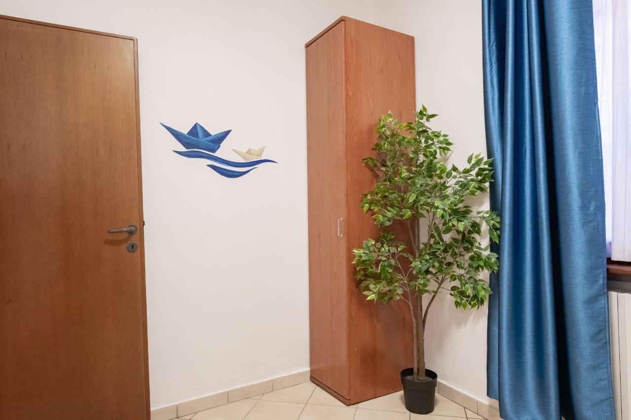 Casa Dolce Casa Desenzano - 2 Passi Dal Lago Apartman Desenzano del Garda Kültér fotó